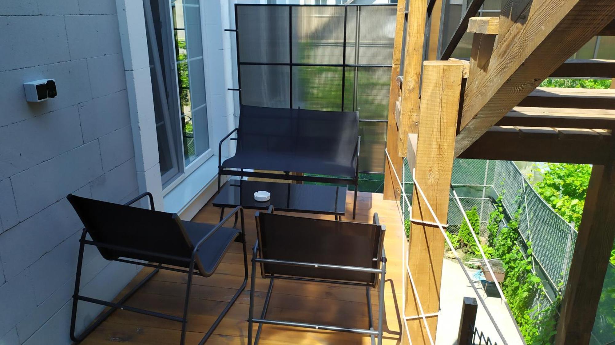 Loft House Lejlighedshotel Odessa Værelse billede